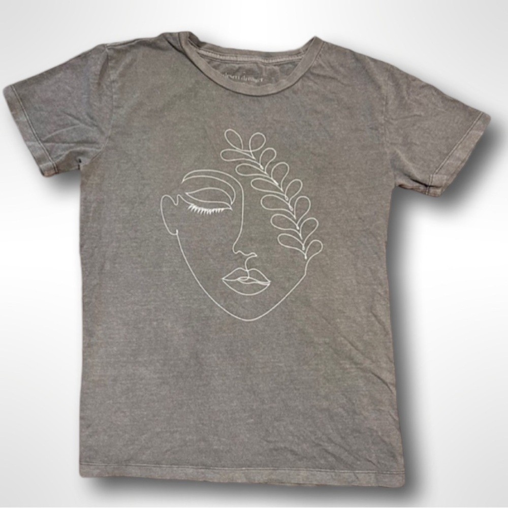 Desert Dreamer Tee Size Small NWOT